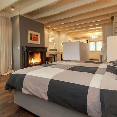 Spacious Holiday In With Jacuzzi Groet